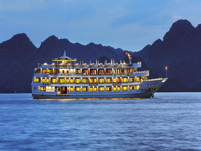 Hạ Long 3 Ngày 2 Đêm – Trải Nghiệm Du Thuyền 5 Sao & Vinpearl 5 Sao Cao Cấp0