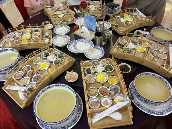 HÀNH TRÌNH KHÁM PHÁ CÔN MINH – ĐẠI LÝ “NƠI THIÊN NHIÊN KỂ CHUYỆN”