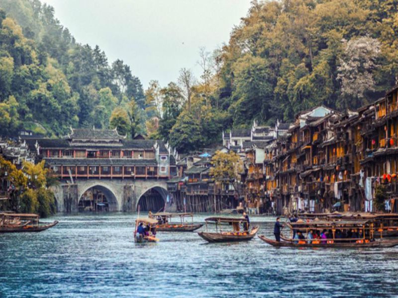 Du Lịch Trung Quốc: Hà Nội – Nam Ninh – Trương Gia Giới – Thiên Môn Sơn – Phượng Hoàng Cổ Trấn 5 Ngày0