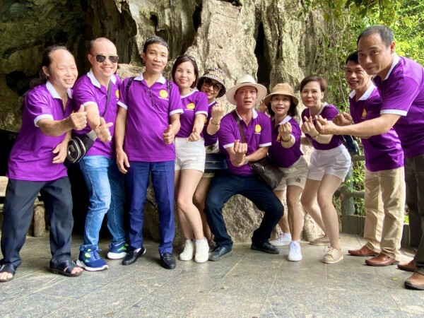 HỌP LỚP – KHÁM PHÁ VỊNH HẠ LONG