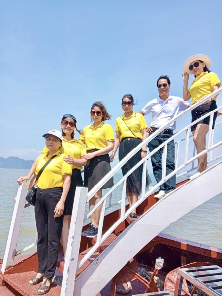 HỌP LỚP – KHÁM PHÁ VỊNH HẠ LONG