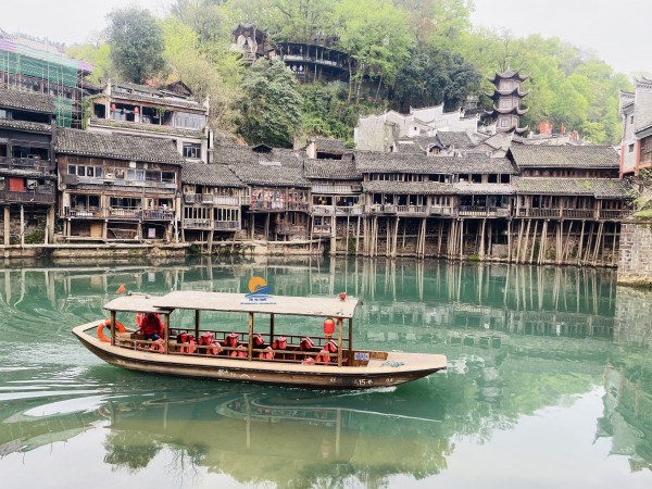 HÀ NỘI – TRƯƠNG GIA GIỚI – PHƯỢNG HOÀNG CỔ TRẤN – HÀ NỘI